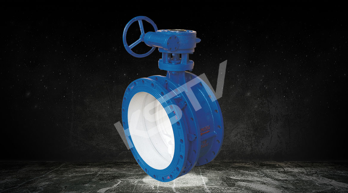 ���m��s���y